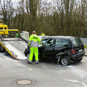 towing a car after a distracted driver accident